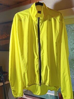 Men's REI lightweight windbreaker (size XL) Full zip, back zip pocket